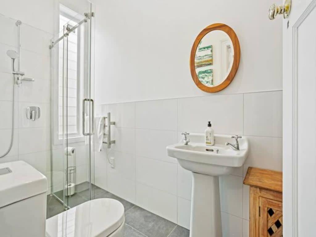 Cheerful 1 Bedroom Home With Free Parking Auckland Esterno foto